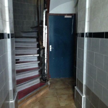 Hotel Cyrano Voltaire Paris Eksteriør billede