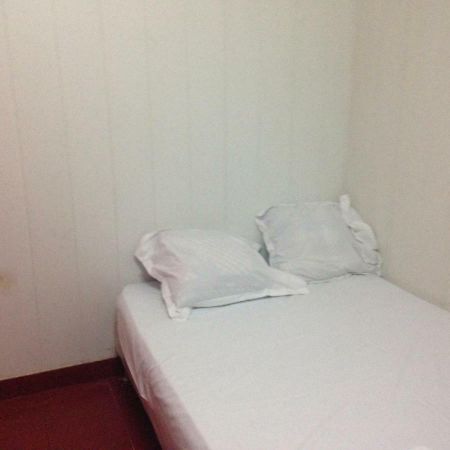 Hotel Cyrano Voltaire Paris Eksteriør billede